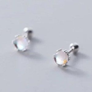 Solid Silver Screw back Solitaire Moonstone Small Studs Earrings- ESB010